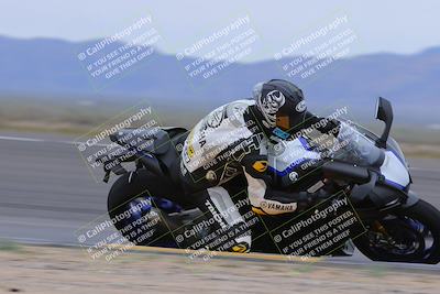 media/Jan-14-2023-SoCal Trackdays (Sat) [[497694156f]]/Turn 11 Inside (950am)/